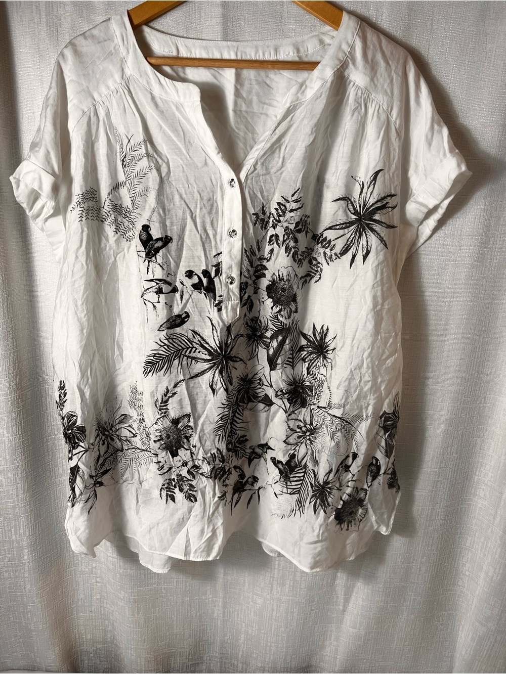 White Floral-Print Short Sleeve Women’s Blouse PLUS SIZE XXL